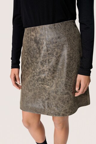 SOAKED IN LUXURY Rok 'Isabeau' in Groen