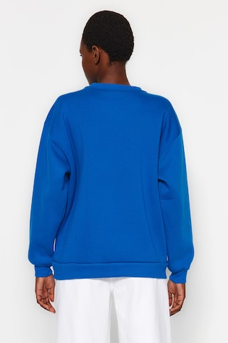 Trendyol Sweatshirt in Blue