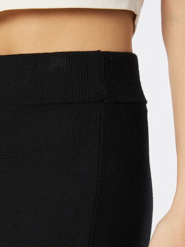 Banana Republic Skirt in Black