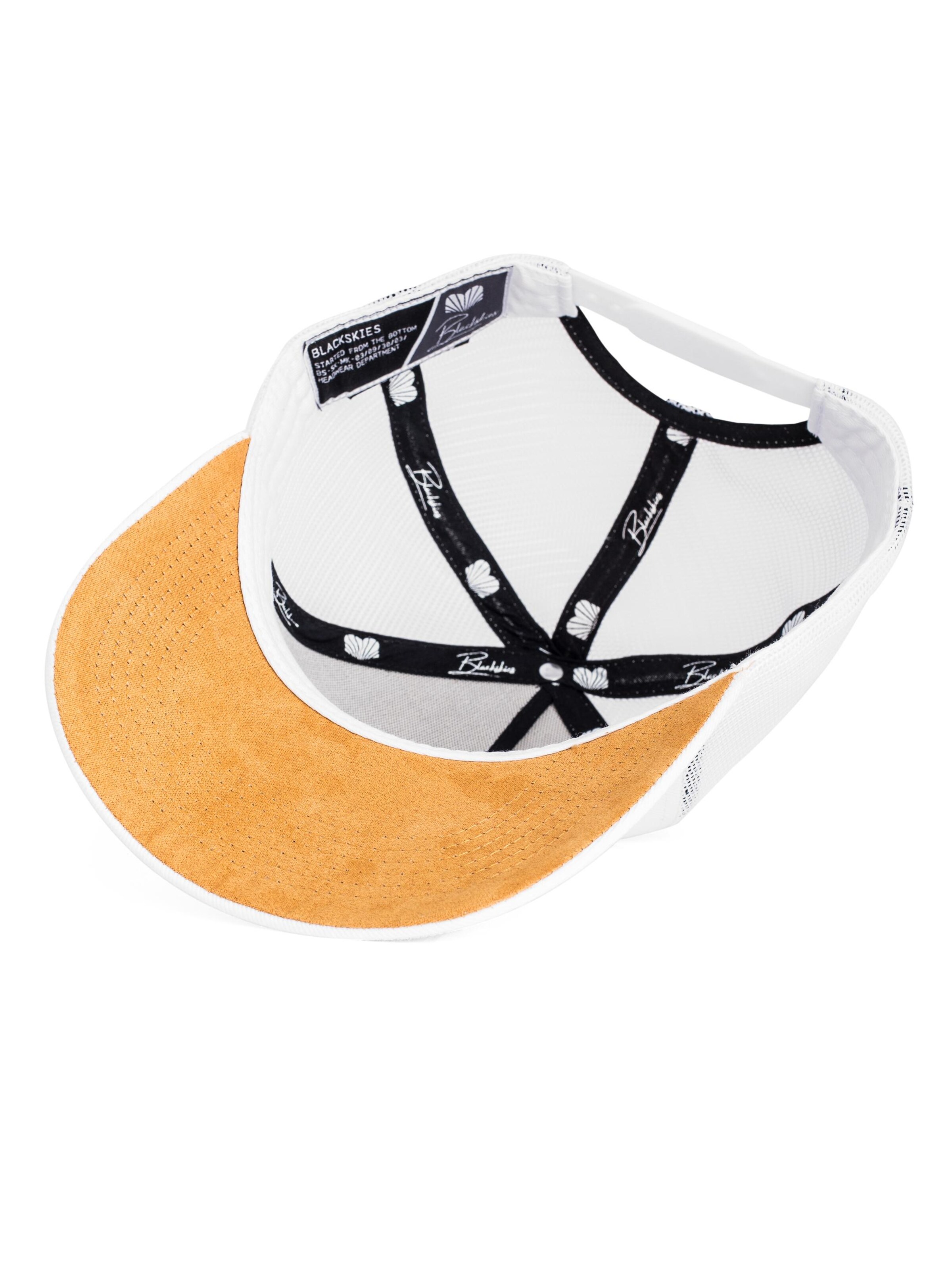 Blackskies Cap 'Essentials' in White