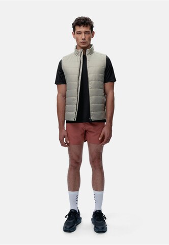 Born Vest 'Maine' in Beige