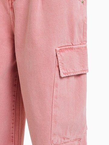 Bershka Wide leg Cargo jeans in Pink