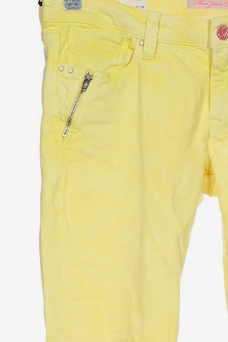 Mavi Jeans in 32 in Yellow