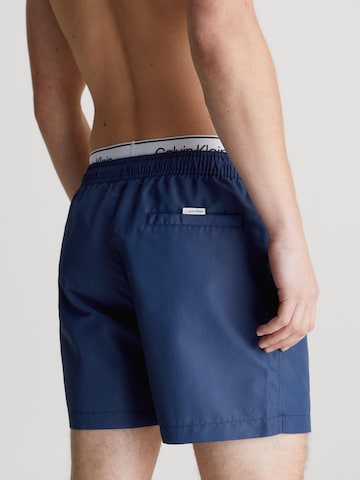 Shorts de bain Calvin Klein Swimwear en bleu