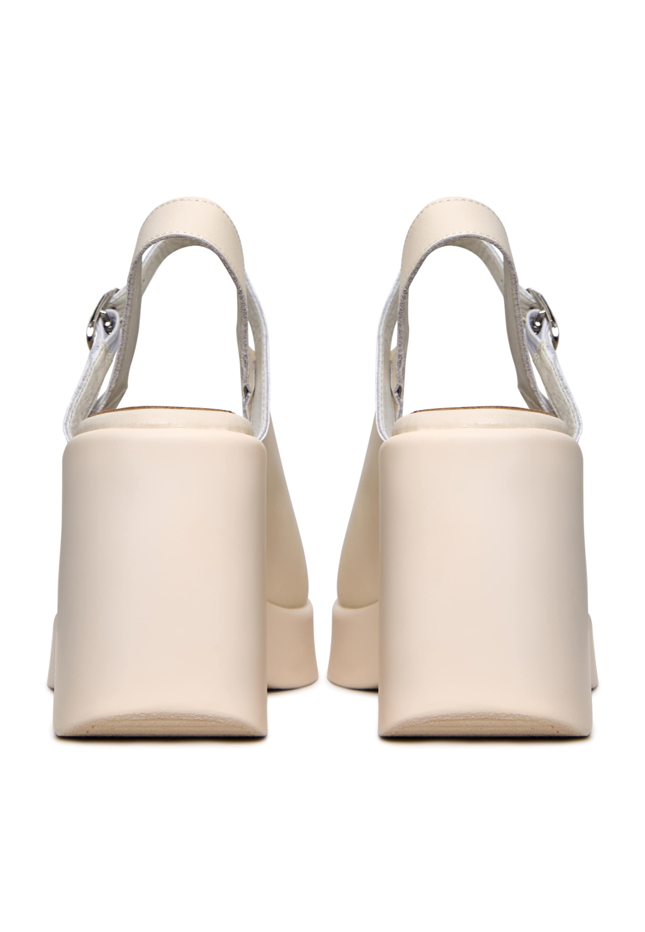 CESARE GASPARI Slingback pumps in White