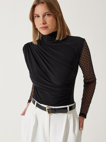 Happiness İstanbul Blouse in Zwart
