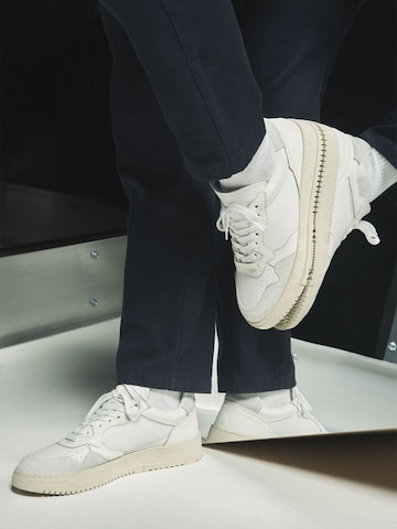 DAN FOX APPAREL Sneaker 'Enzo' in Weiß