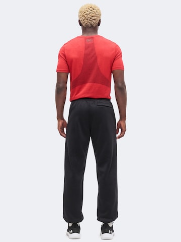 UNDER ARMOUR Tapered Sportbyxa i svart