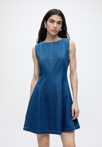 Calvin Klein Jeans Jurk in Blauw: voorkant