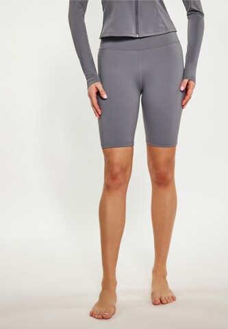 IZIA Skinny Leggings in Grey: front