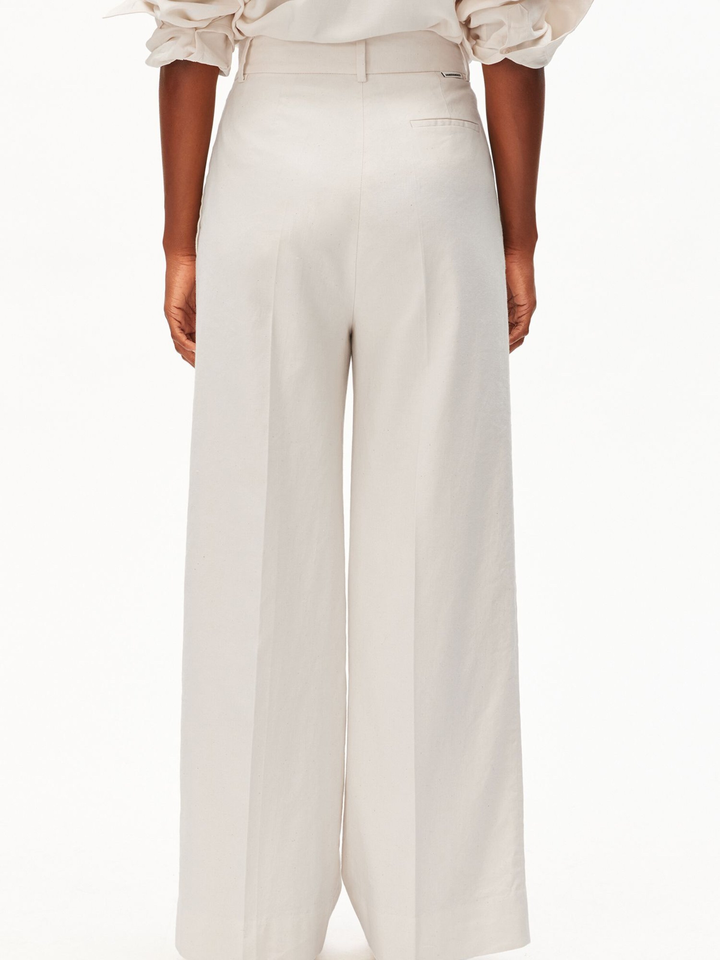 ARMEDANGELS Regular Trousers in Beige