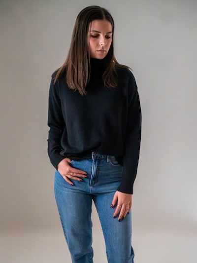 WEARABLE STORIES Trui 'Riske' in de kleur Zwart, Productweergave