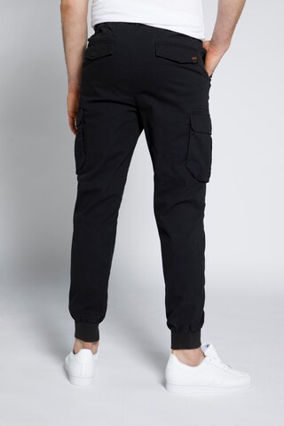 STHUGE Tapered Cargohose in Schwarz