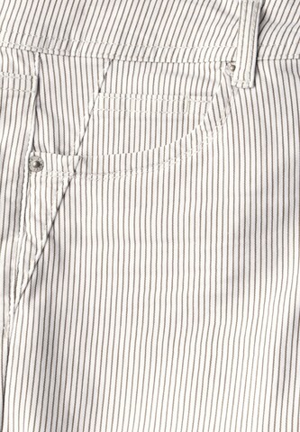 STREET ONE Slimfit Jeans in Beige