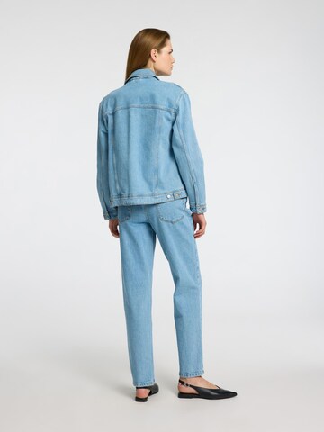 SELECTED Tussenjas in Blauw