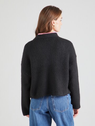 TOPSHOP Sweater in Black
