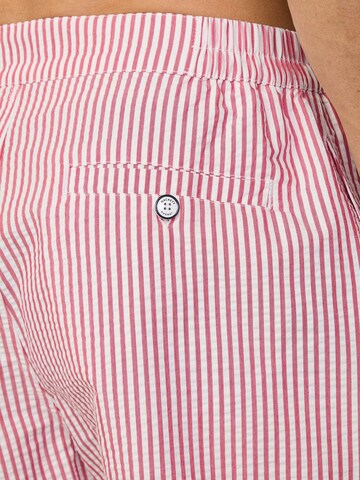 Hackett London Badeshorts in Rot