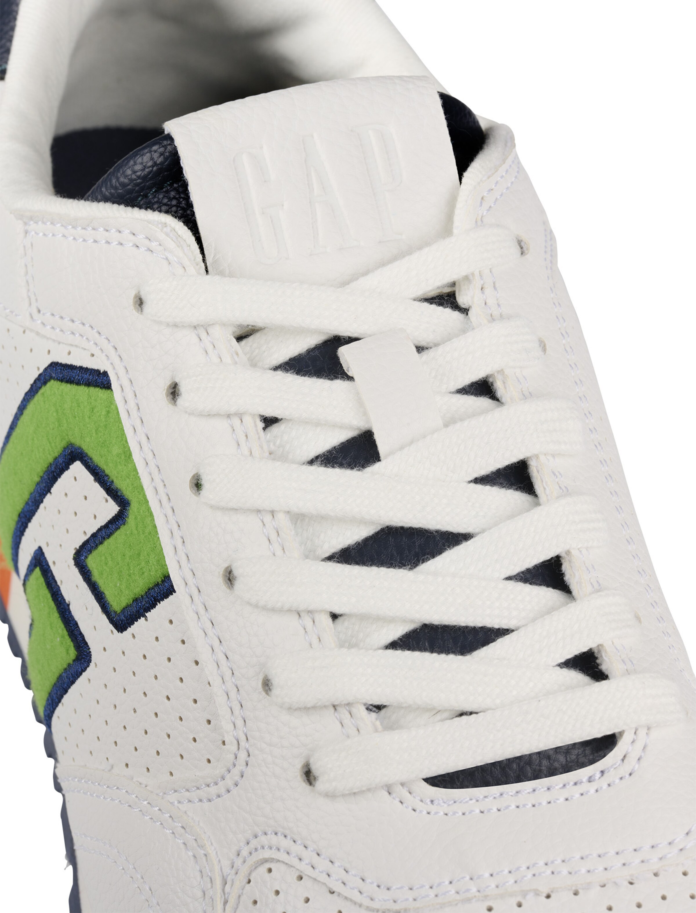 Sneaker bassa 'New York II' di GAP in bianco