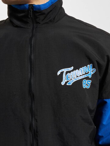 Tommy Jeans Overgangsjakke i sort