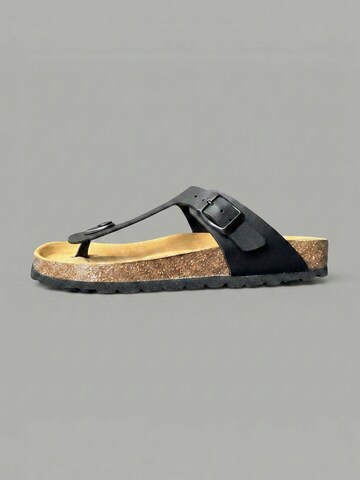 salzhaut T-bar sandals in Black