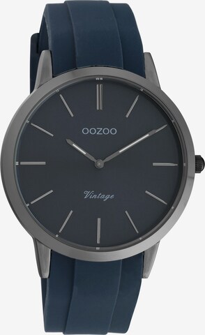 OOZOO Analog Watch in Black: front