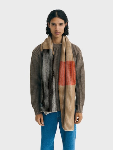 Sciarpa di Thinking MU in marrone: frontale