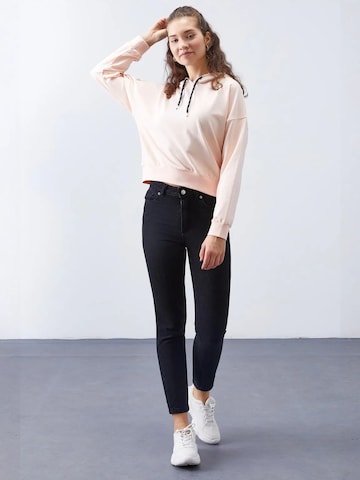 Tommy LifeSweater majica 'Sweatshirts' - roza boja