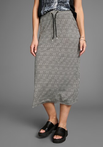 LAURA SCOTT Rock in Schwarz