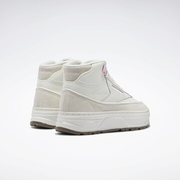 Baskets hautes 'Club C Geo' Reebok en blanc