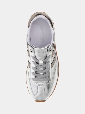 GUESS Sneaker 'Saphia' in Silber