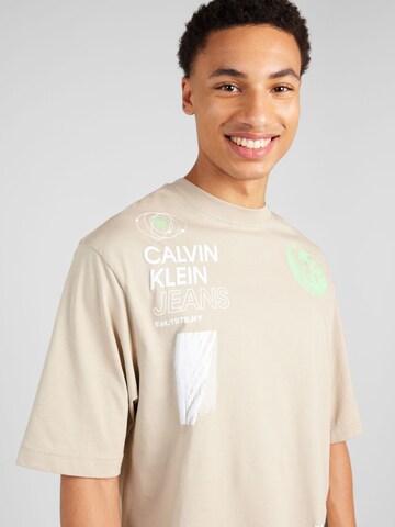Calvin Klein Jeans T-Shirt in Beige