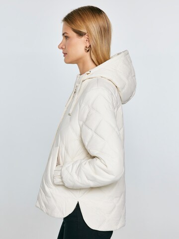 BIG STAR Tussenjas ' WYNTERINA ' in Wit