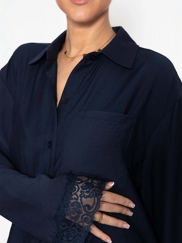 SASSYCLASSY Bluse‌‌‌‌ in Blau