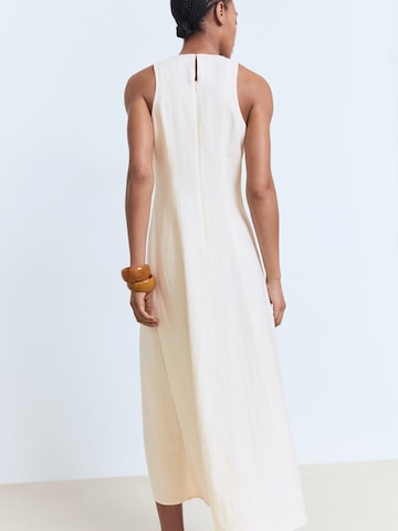 Rochie de vară 'PEPA' de la MANGO pe bej