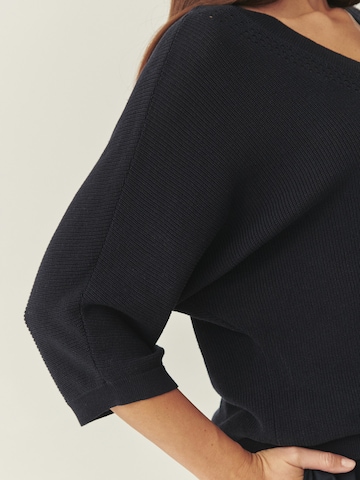 TATUUM Pullover in Blau