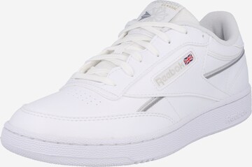 Baskets basses 'Club C 85' Reebok en blanc : devant