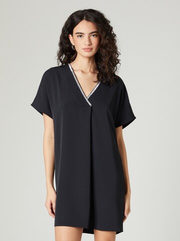 Guido Maria Kretschmer Women - Vestido 'Lexa' en negro: frente