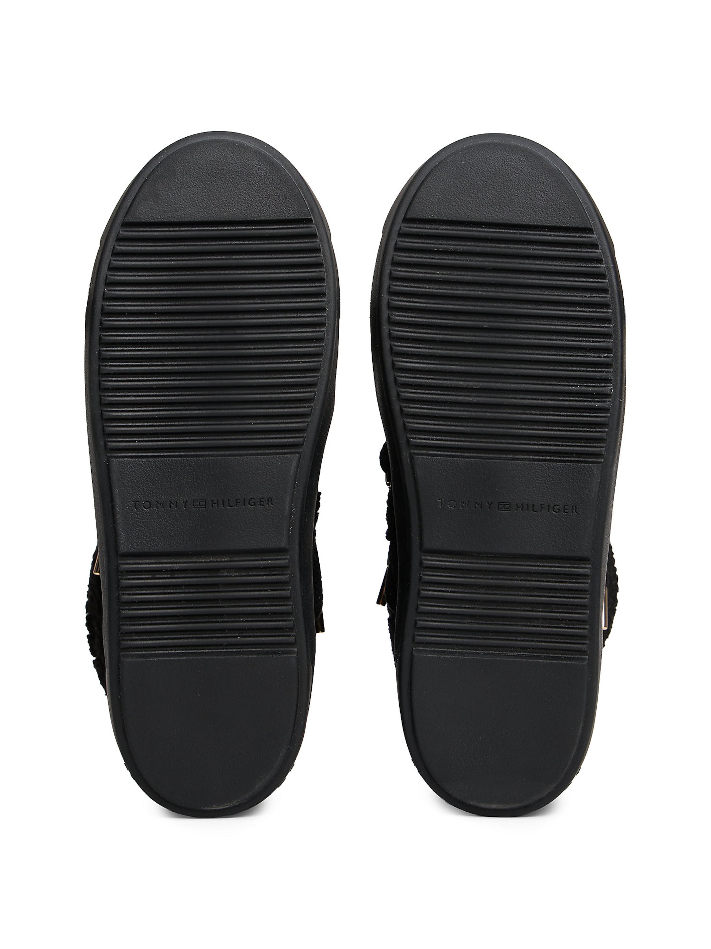 TOMMY HILFIGER Сноубутсы в Черный