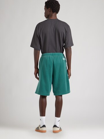 Loosefit Pantalon ADIDAS ORIGINALS en vert