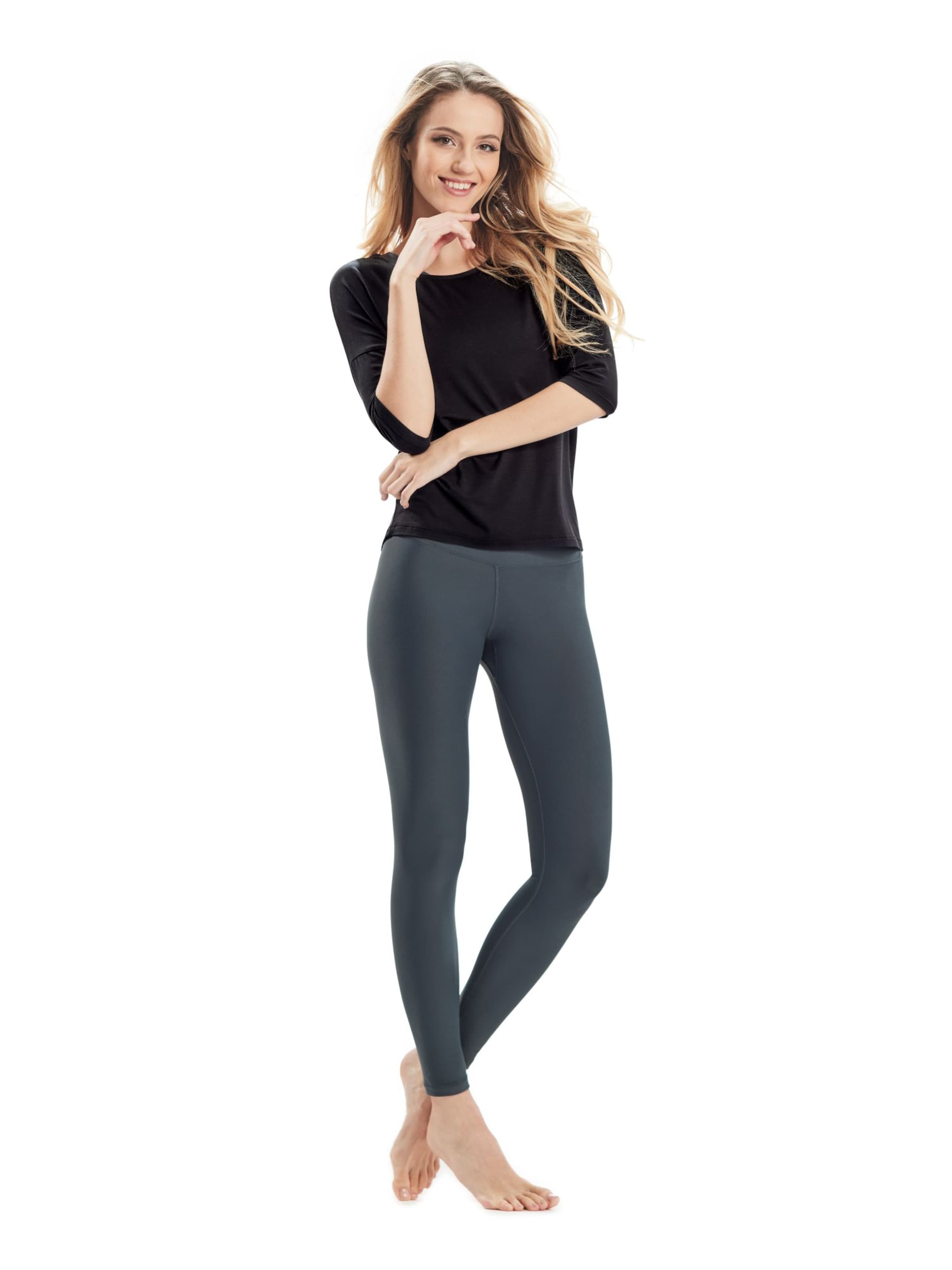 Winshape Funktsionaalne särk 'Bams001 ', värv must