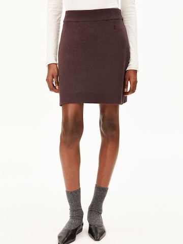 ARMEDANGELS Skirt in Brown: front
