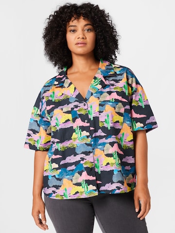 Nasty Gal Plus Bluse in Schwarz: predná strana