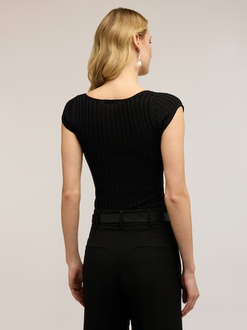 MOTIVI Knitted top in Black