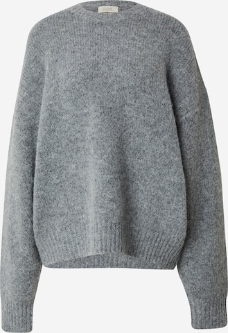 RÆRE by Lorena Rae Pullover 'Frej' in Grau: Vorderseite