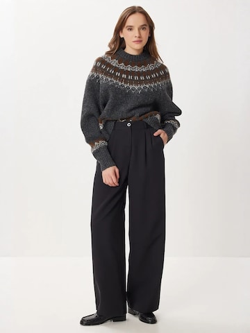 Happiness İstanbul Pleat-front trousers in Black