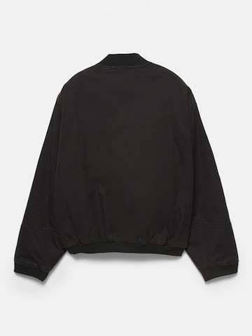 Pull&Bear Jacke in Schwarz