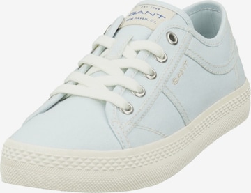 Baskets basses GANT en bleu : devant