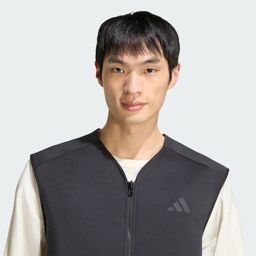 ADIDAS SPORTSWEAR - Chaleco deportivo 'Soft Lux' en negro