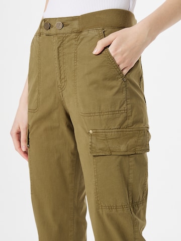 Regular Pantalon cargo 'Camilie Aston' FREEMAN T. PORTER en vert