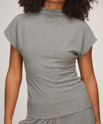 Hunkemöller Slaapshirt in Grijs